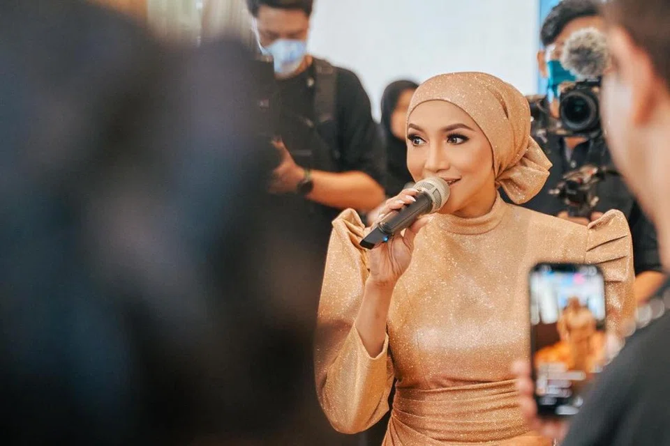 NANTIKAN KONSERT SOLO: Ziana Zain bakal mengadakan konsert solo, Ziana Zain Koncert 2024 di Mega Star Arena pada 25 Mei 2024.