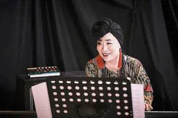 AYA SEKINE: Dapat lihat persamaan antara muzik Melayu dengan muzik pop 'enka' di Jepun yang datang dari naluri dan kerapkali mengenang cinta, negara atau keluarga yang jauh. - Foto WILLIE LYOU
