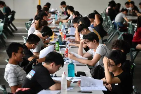 isu sosial, remaja, makna kejayaan