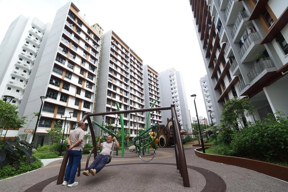 KOSA KATA BAHARU: BTO ialah flat Bina Ikut Tempahan yang turut digunakan sebagai kata kerja apabila memohon flat di bawah skim tersebut.