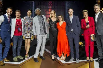 RANGKA PUBLISITI: (Gambar atas) Barisan bintang filem fantasi dan cereka sains, Captain Marvel di Marina Bay Sands. - Foto MARINA BAY SANDS