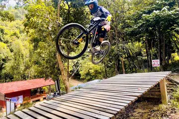 Bukit Selantai Gravity, perlumbaan, basikal