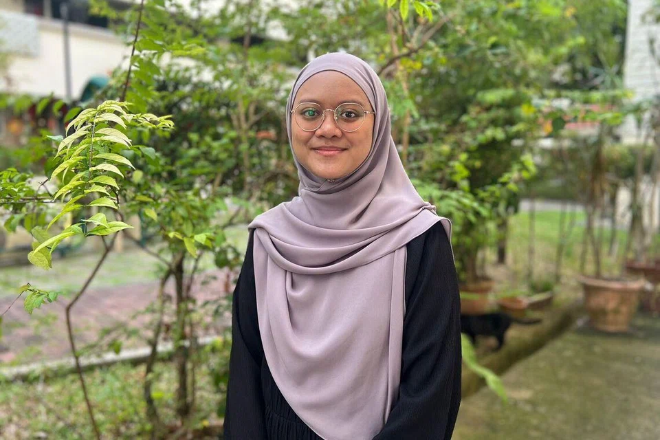 Pegawai Pemasaran dan Komunikasi di Masjid Alkaff Kampung Melayu, Ustazah Nursakina Khalida Osman. 