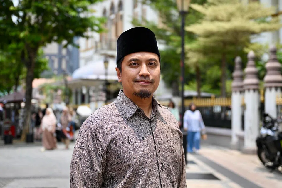 Kadi dan Pendaftar Pejabat Pendaftar Pernikahan Orang Islam (ROMM), Ustaz Syakir Pasuni, berkata Rangkaian Sokongan Bersamamu akan memperkukuh pengetahuan Kadi dan Naib Kadi agar mereka lebih peka dalam mengenal pasti masalah yang dihadapi pasangan pada peringkat awal dan menyalurkan mereka kepada bantuan yang sesuai.