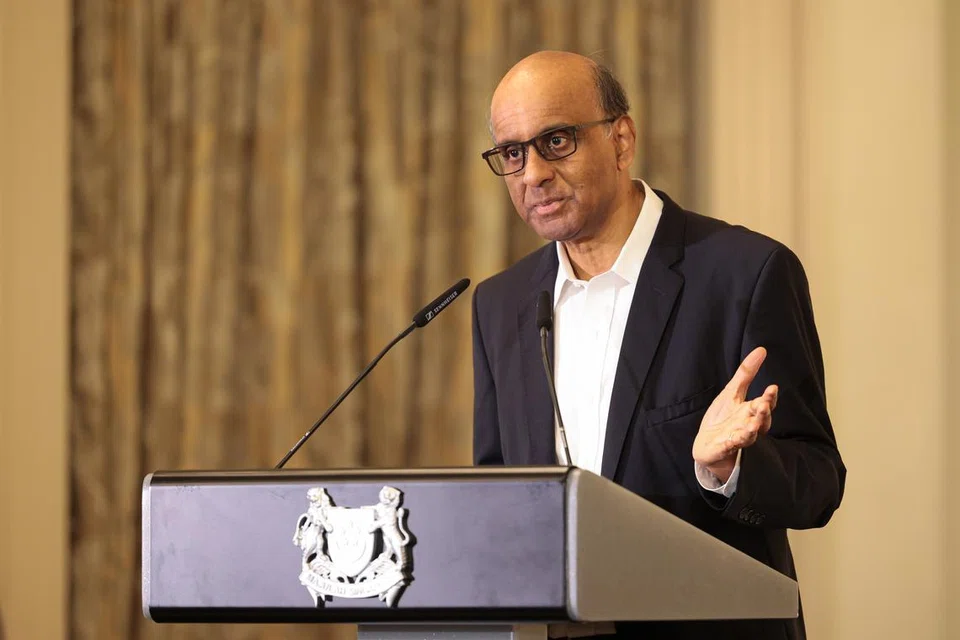 UCAP TAHNIAH: Presiden Singapura, Encik Tharman Shanmugaratnam, telah mengucapkan tahniah kepada Presiden Mesir, Encik Abdel Fattah al-Sisi, atas pemilihan semulanya sebagai presiden.
