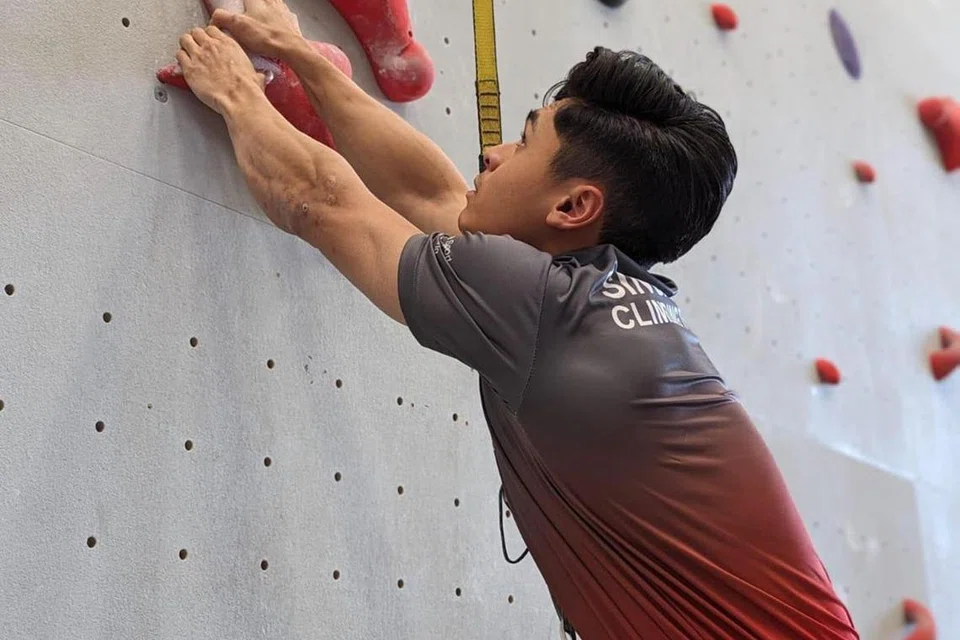 KINI LEBIH KONSISTEN: Atlet sukan memanjat Singapura, Amar Hassan Mohamad Kamal, bakal membuat penampilan Sukan Asia yang keduanya di Hangzhou, China, pada Oktober.