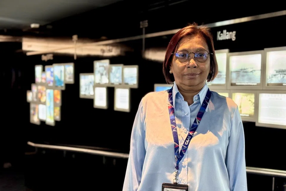 Cik Aini Omar masih menyumbang secara aktif di tempat kerja sebagai Pegawai Sokongan Pengawal Trafik Udara (ATCSO) dengan Penguasa Penerbangan Awam Singapura (CAAS). 