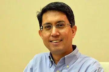 DR FAISHAL