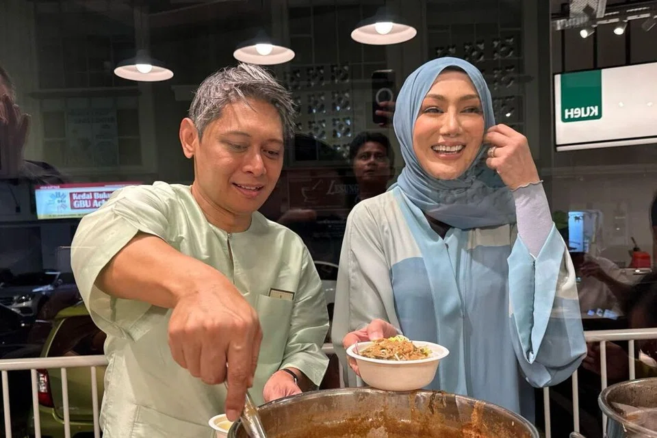 Erra Fazira, Mr E, Ezwan Zain, Kueh Cafe, naik pelamin, nikah