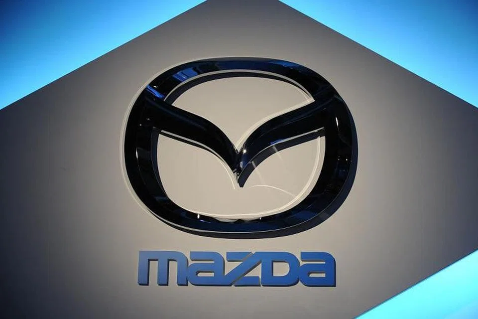 TEKANAN EKONOMI: Syarikat pengeluar kereta, Mazda Motor Corp, telah mengemukakan permohonan pinjaman sekitar 300 billion yen ($3.97 bilion) dari tiga bank mega dan pemiutang lain bagi mengharungi wabak koronavirus, menurut satu sumber yang punya pengetahuan langsung tentang perkara itu, semalam. 