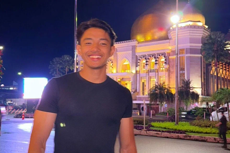 Pelajar Kelas Bimbingan Menengah di Andalus, Danish Anaqi Mohamed Hasrul Nizam, berpendapat contoh yang diberi di dalam buku agamanya, yang dihasilkan oleh Darul Andalus, amat berkaitan dengan kehidupan harian, membuatnya lebih memahami dan senang mengingati isi pelajaran.