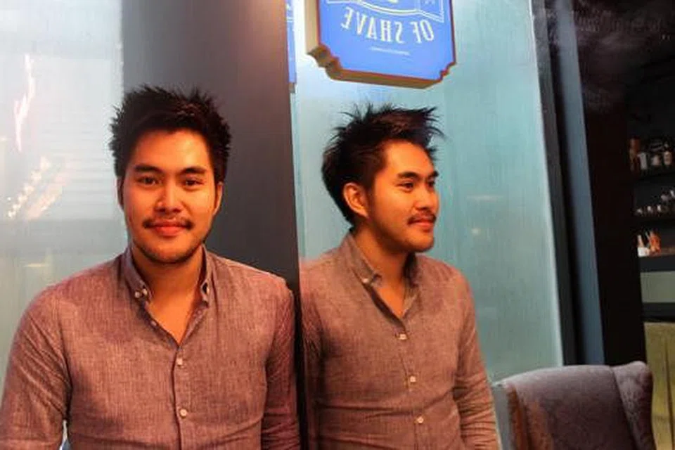 ENCIK LIM CHENG KONG LEWIS: Salah seorang pemilik Sultans of Shave, mahu memberikan suasana yang relaks dan santai di kedainya.