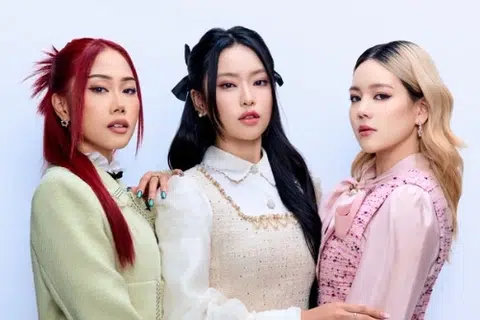 Dolla, Question, video muzik kontroversi,  Angel, Sabronzo, Angel, Tabby