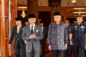 Yang di-Pertuan Agong berkenan menerima menghadap Perdana Menteri, Datuk Seri Ismail Sabri Yaakob bagi mesyuarat Pra-Kabinet di Istana Negara. - Foto FB Istana Negara