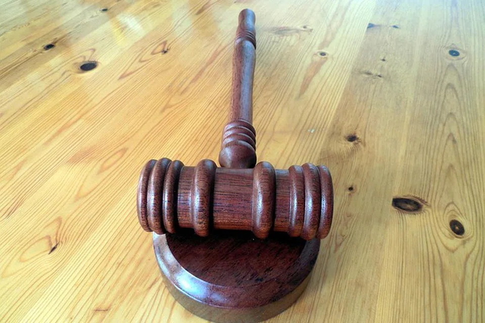 Mahkamah menjatuhkan hukuman penjara dua tahun enam bulan terhadap Lim Jun Hong, 35 tahun, kerana menipu mangsa pelaburan sebanyak $541,000.