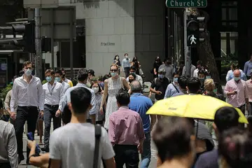 MEMBINA KEPAKARAN: Penolong Setiausaha Agung NTUC, Encik Patrick Tay, berkata sebagai sebuah negara kecil, Singapura mempunyai sumber yang terhad dan modal terbesar negara ini adalah modal insan.