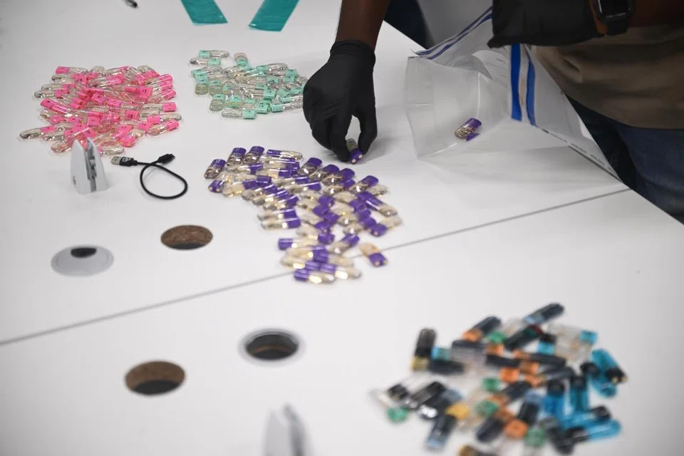 dadah etomidate, kpod, hisap vape