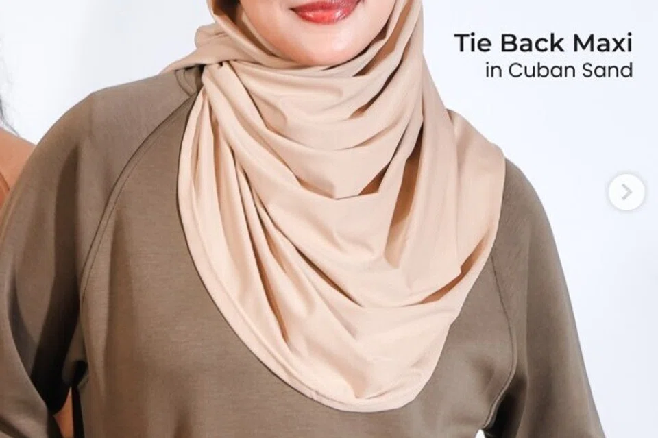 Salah satu hijab yang sesuai untuk sukan.