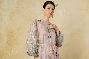 fesyen, fashion, lace, renda, gaya klasik, classic style