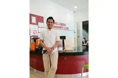 BANTU MASYARAKAT: Encik Muhammad Danial Hakim Rosli meluangkan masa menyumbang kepada masyarakat menerusi pelbagai penglibatan dalam pertubuhan akar umbi dan badan masyarakat. - Foto BM oleh NAZRY MOKHTAR