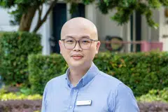PAKAR MATA: Dr Yuen Yew Sen yang merupakan seorang profesor di jabatan Oftalmologi NUS dan konsultan di Hospital Alexandra dan Hospital Universiti Nasional.