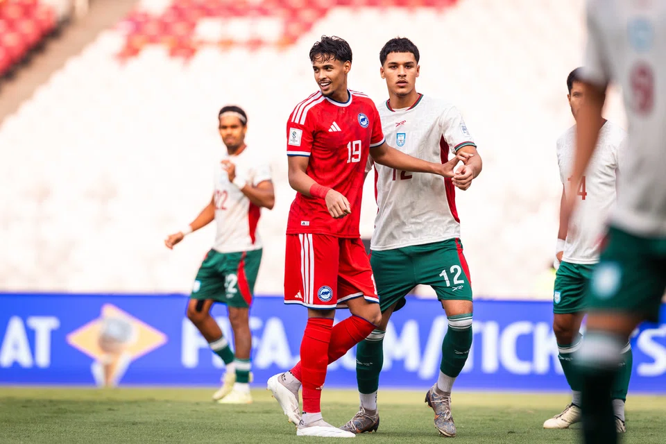 Penyerang Lion City Sailors, Ilhan Fandi (kiri), muncul sebagai penjaring terbanyak Singapura pada 2026 dengan empat gol dan diharap mampu menyumbang jaringan kritikal sekali lagi.