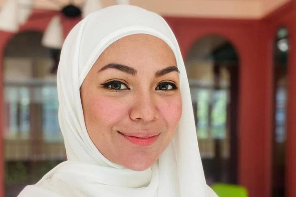 NAD ZAINAL: Enggan dikusutkan dengan isu remeh membabitkan persahabatan dan dikatakan lebih tertumpu kepada urusan keluarga dan nampak renggang dengan teman-teman artis. 