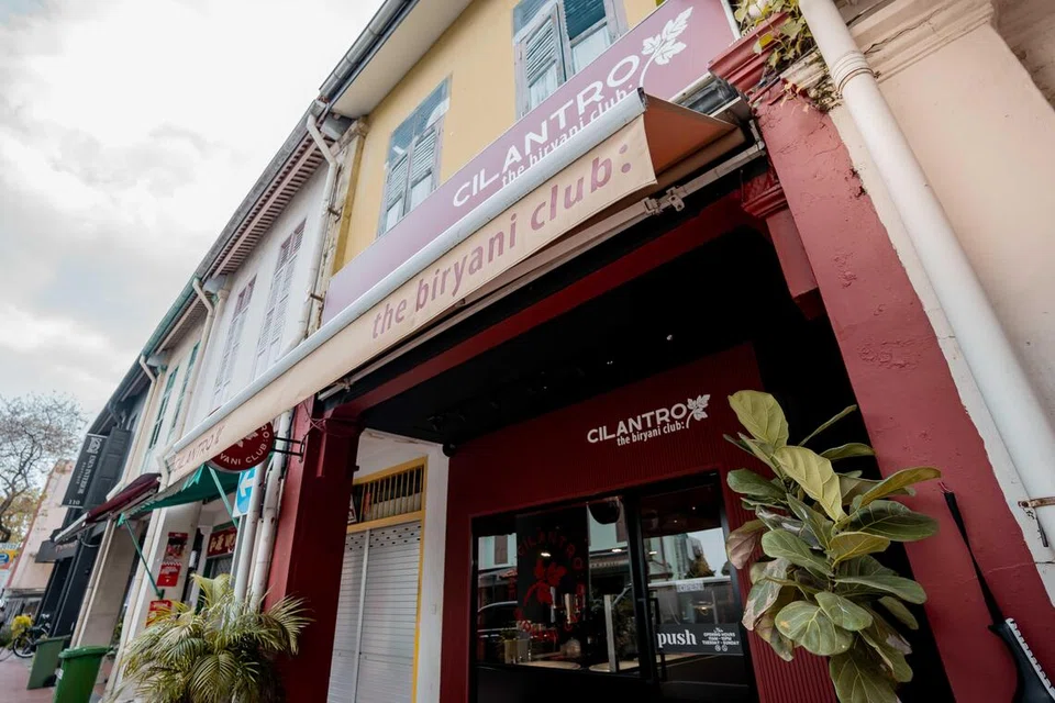 Cilantro:The Biryani Club mengambil alih restoran Walaku. 