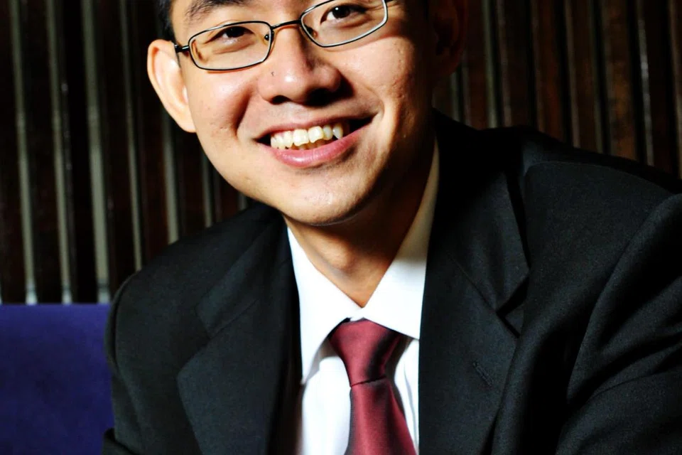 PROFESOR TEO YIK YING: Dekan Sekolah Kesihatan Awam Saw Swee Hock, Universiti Nasional Singapura (NUS).