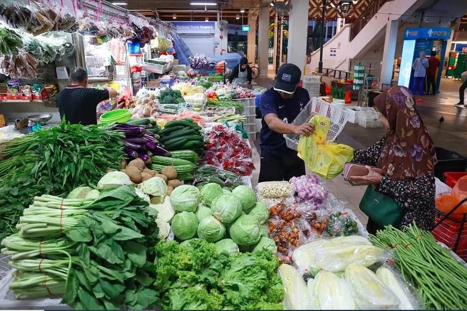 Pengeluaran sayur-sayuran dan makanan laut jatuh pada 2023 walaupun ada peningkatan dalam bilangan ladang sayur-sayuran.