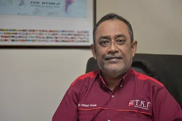 Pengarah Urusan syarikat Pos TKI, Encik Mohamed Anwar Tahar, menjadi Duta Vision 21, pertubuhan amal bukan meraih untung yang berdaftar sejak tiga bulan lalu.