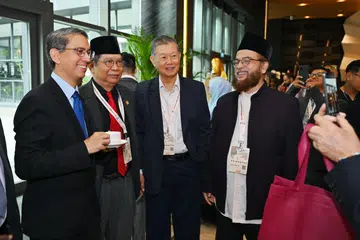 Profesor Madya Dr Muhammad Faishal Ibrahim, Persidangan Mualaf Rentas Budaya Asia Pasifik (APCCCC)