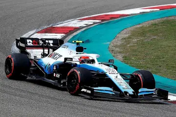 TINGKAT KERJASAMA: Mercedes dan Williams akan terus bekerjasama hingga 2025 selepas satu perjanjian dibuat untuk melanjutkan perkongsian mereka Jumaat lalu. - Foto REUTERS