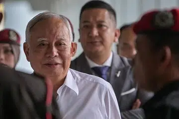 Najib, najib Razak, SRC International, penangguhan pembayaran