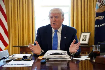 MAHU KOTA JANJI: Pemotongan cukai menjadi keutamaan Wall Street sejak pilihan raya presiden lalu, namun rancangan Presiden Trump itu dijangka menghadapi tentangan hebat dalam Kongres. - Foto REUTERS