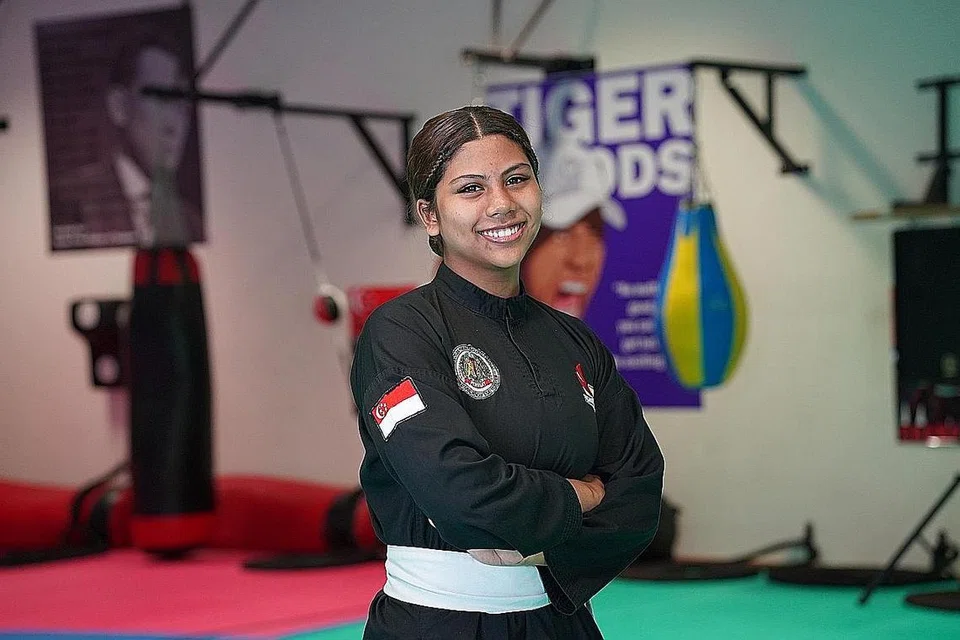 SENTIASA TIMBA ILMU: Sifat sentiasa memperbaiki diri menjadi pegangan hidup Nur Shaqira Sheik Alau'ddin. - Foto-foto PERSEKUTUAN SILAT SINGAPURA
