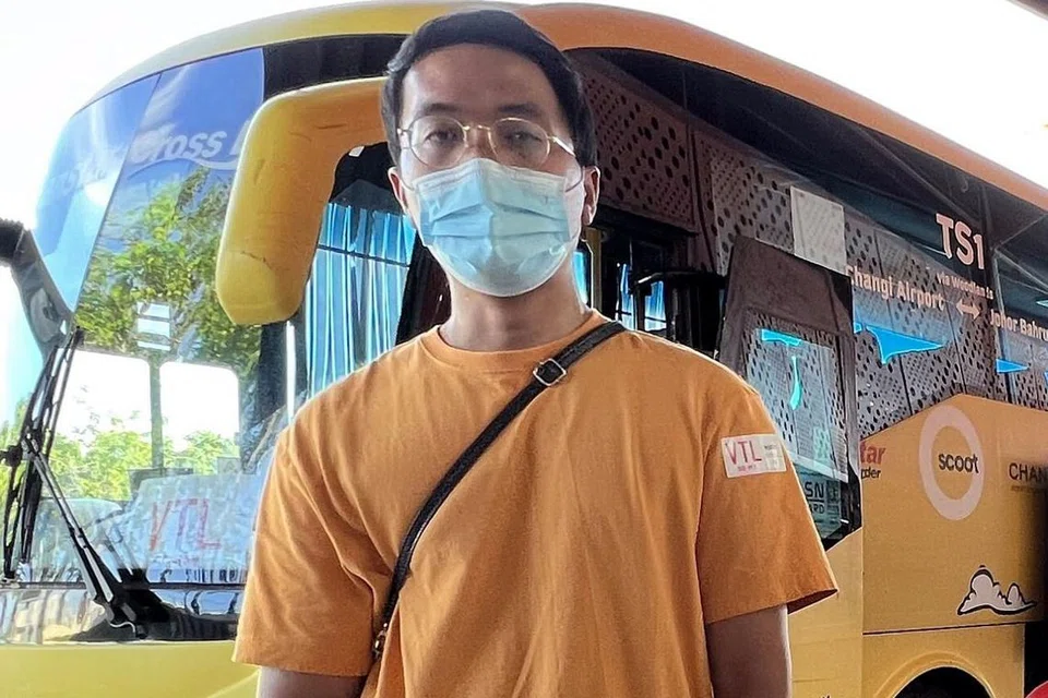 Encik Nazrin Shah Isman, 31 tahun, jurutera IT, yang akan pulang ke Johor Bahru selama tiga hari sebelum kembali ke Singapura.