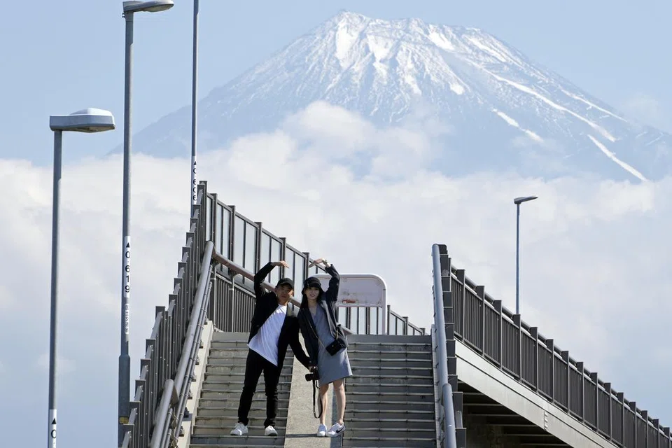  Gunung Fuji