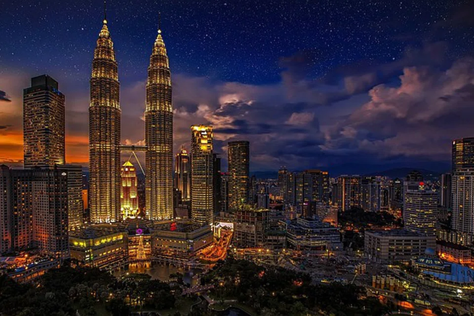 DAYA TARIKAN SEBERANG TAMBAK: Malaysia menjadi destinasi pilihan ‘Nombor Satu’ pengunjung milenial Muslim di Singapura yang ditinjau platform Have Halal Will Travel.
