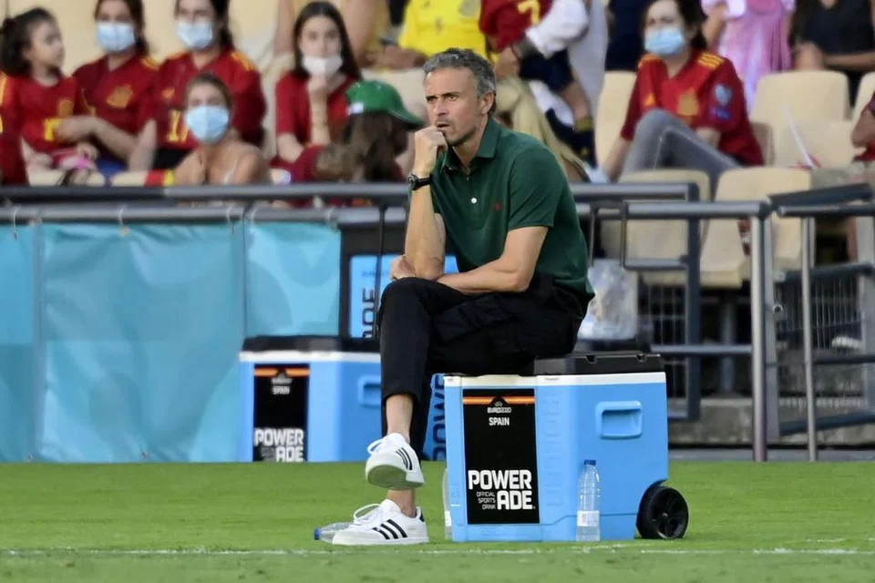 "Kami tidak bermain pada tahap yang diperlukan. Kami kurang intensiti, kurang keyakinan. Saya dan para pemain bertanggungjawab membetulkan keadaan." - Luis Enrique jurulatih Sepanyol.
