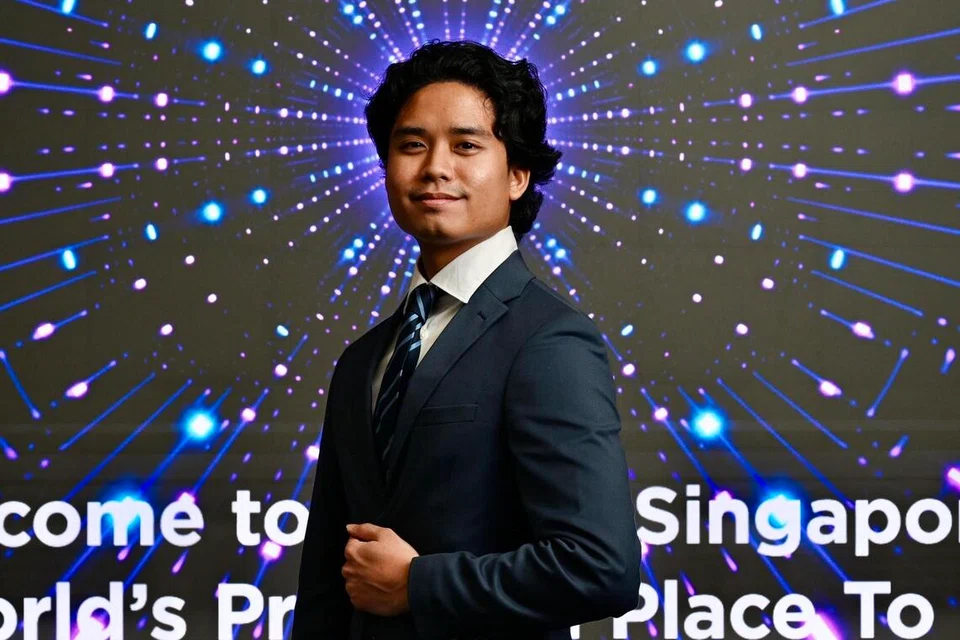 Muhammad Hakim Mohd Raziff, LBKM, Maybank 