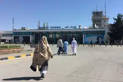 'MARKAS' TURKEY: Amerika Syarikat pada 17 Jun lalu mengalu-alukan langkah Turkey mengawal Lapangan Terbang Antarabangsa Hamid Karzai di Kabul selepas pengunduran tentera Amerika. - Foto AFP