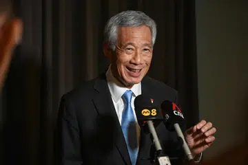 ASEAN KEKAL RELEVAN: Perdana Menteri, Encik Lee Hsien Loong, mengharapkan Asean terus berdialog dan mencari huraian bersama demi memastikan institusi serantau yang diasaskan pada 1967 itu kekal relevan. 