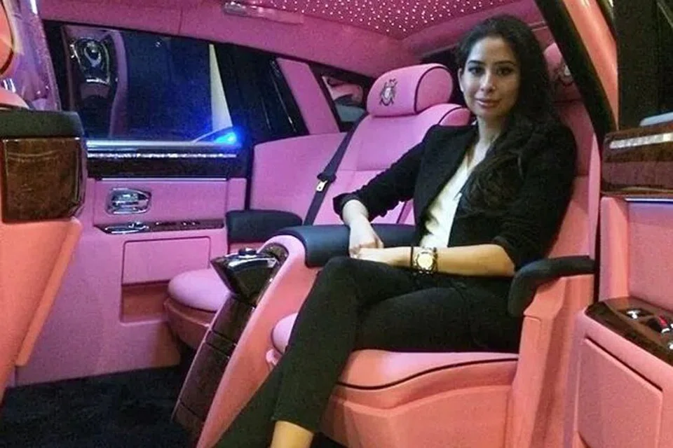 TUNKU TUN AMINAH: Majlis perkahwinannya bersempena ulang tahun ke-58 ibunya, Permaisuri Raja Zarith Sofiah. - Foto FACEBOOK JOHOR SOUTHERN TIGERS