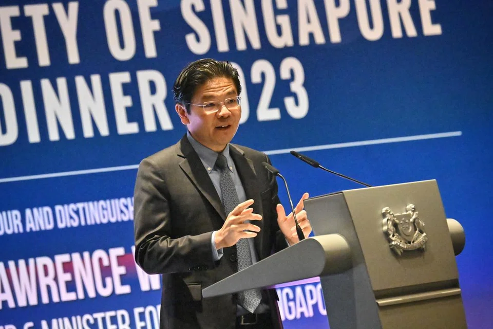 BANTU GOLONGAN PERTENGAHAN: Encik Lawrence Wong berkata pemerintah akan meningkatkan pelaburan dalam pendidikan dan latihan dewasa, dan mengukuhkan SkillsFuture sebagai sebahagian daripada usaha untuk terus membantu pekerja.