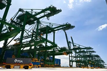 PSA, Cosco, perkapalan, Pelabuhan Tuas 