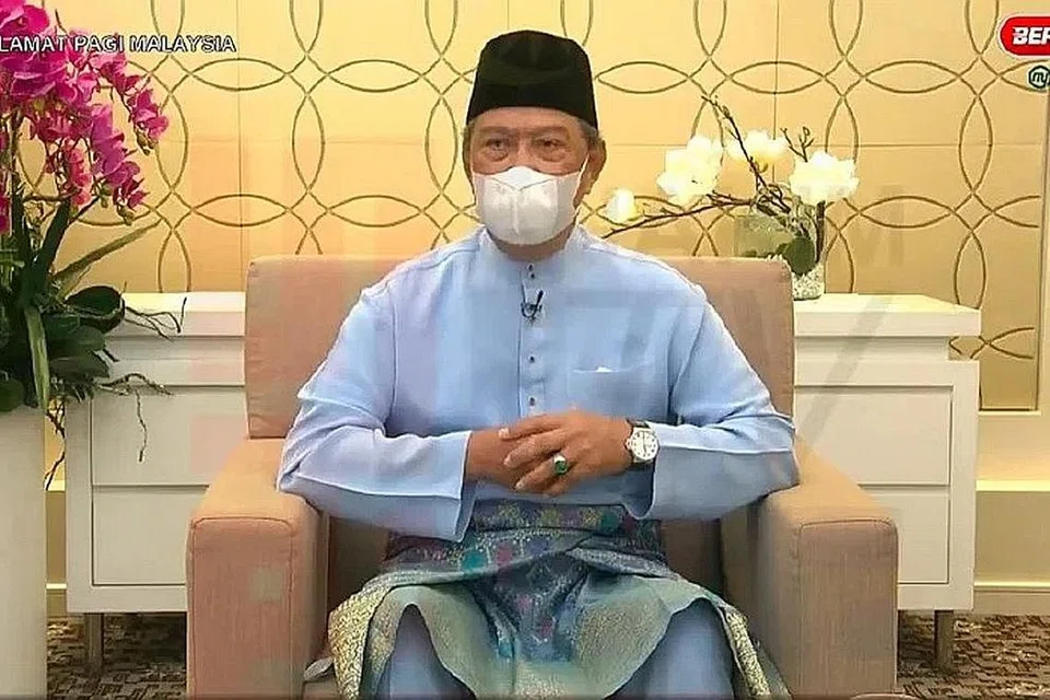 PM MUHYIDDIN: Bangga melihat kecekalan dan semangat juang semua pihak dan seluruh rakyat saling membantu membela nasib rakyat yang terkesan akibat pandemik Covid-19. - Foto JAKIM/FACEBOOK