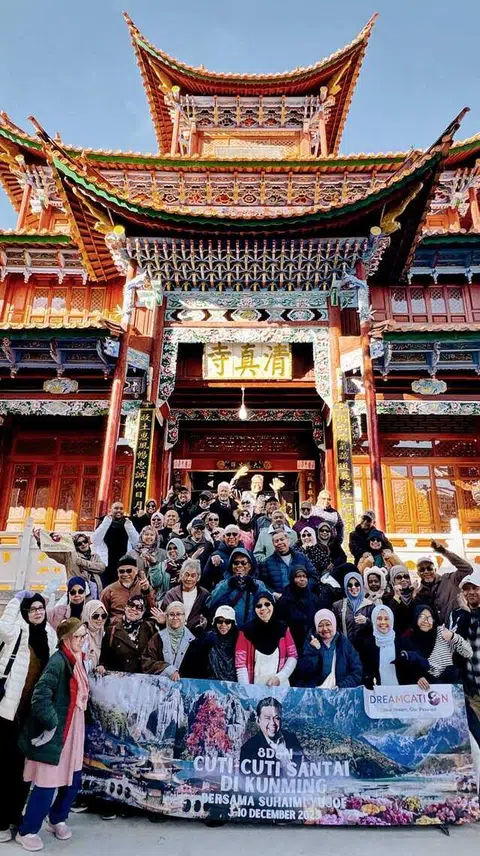 Rombongan Dreamcation melawat Masjid Dali di Yunnan, China.