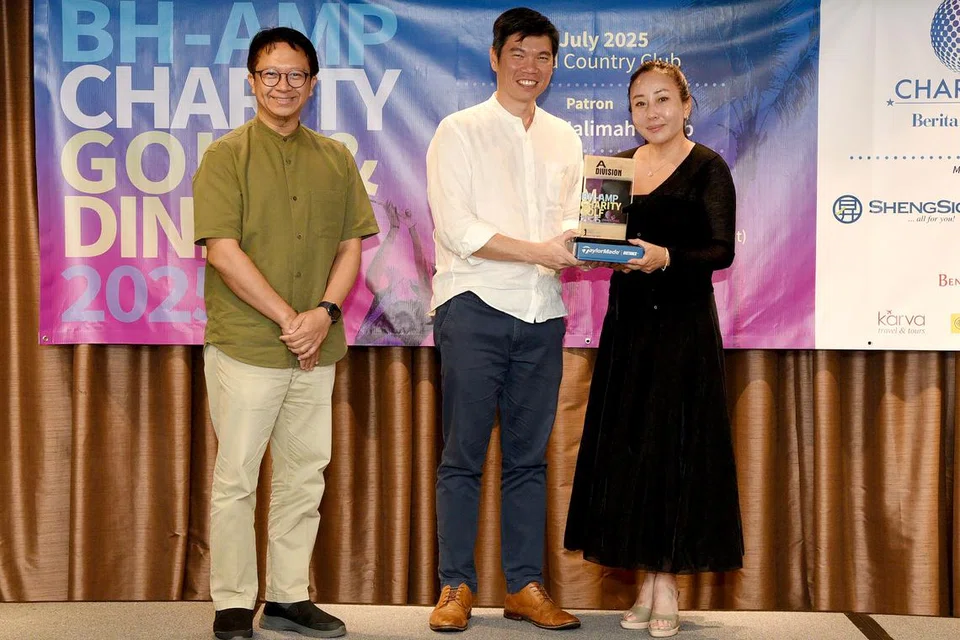 0F4A18FA-27DB-4AA4-A75B-5039A6DCC10C