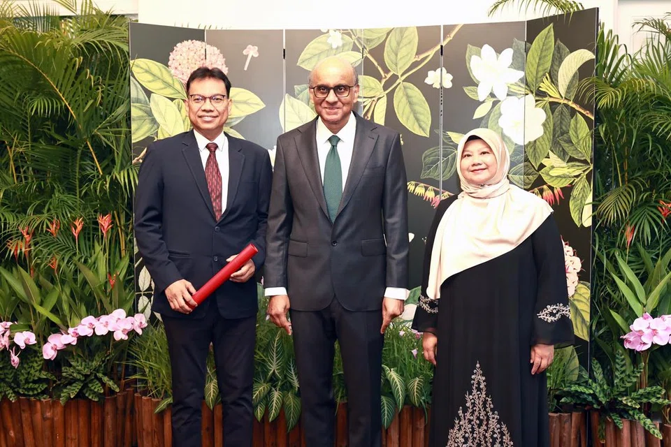 Presiden Tharman Shanmugaratnam, Azhar Othman, NMP